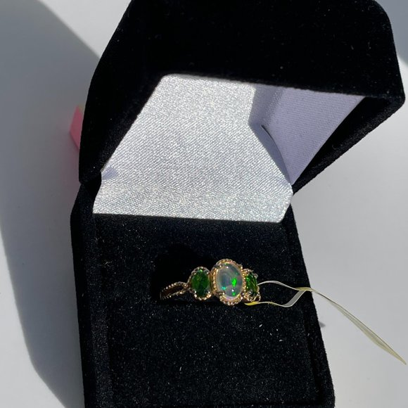 Ethiopian Welo Opal and Russian Diopside Ring -- Size 5 - Picture 3 of 4